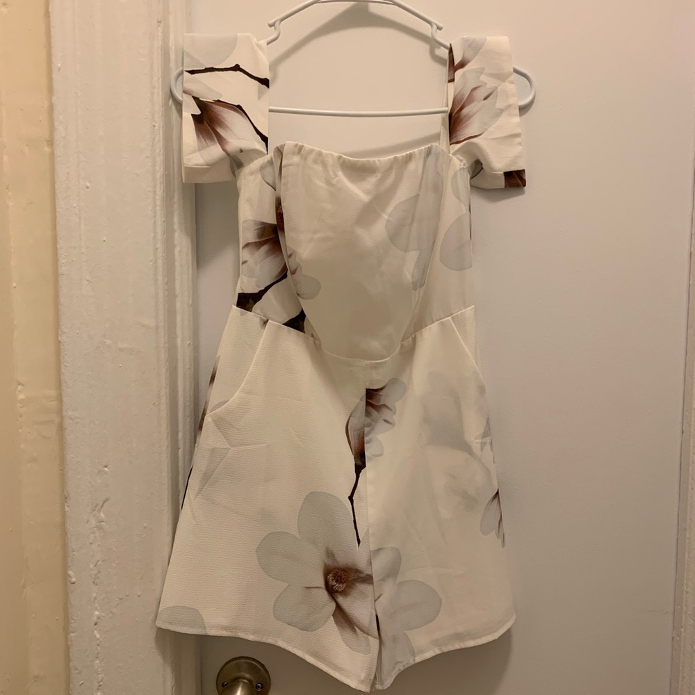 Cleaning out closet. Never worn.